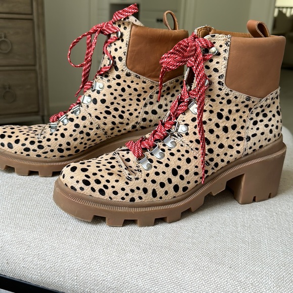 Dolce Vita Rubi Leopard Calf Hair Combat Boots - Picture 2 of 11